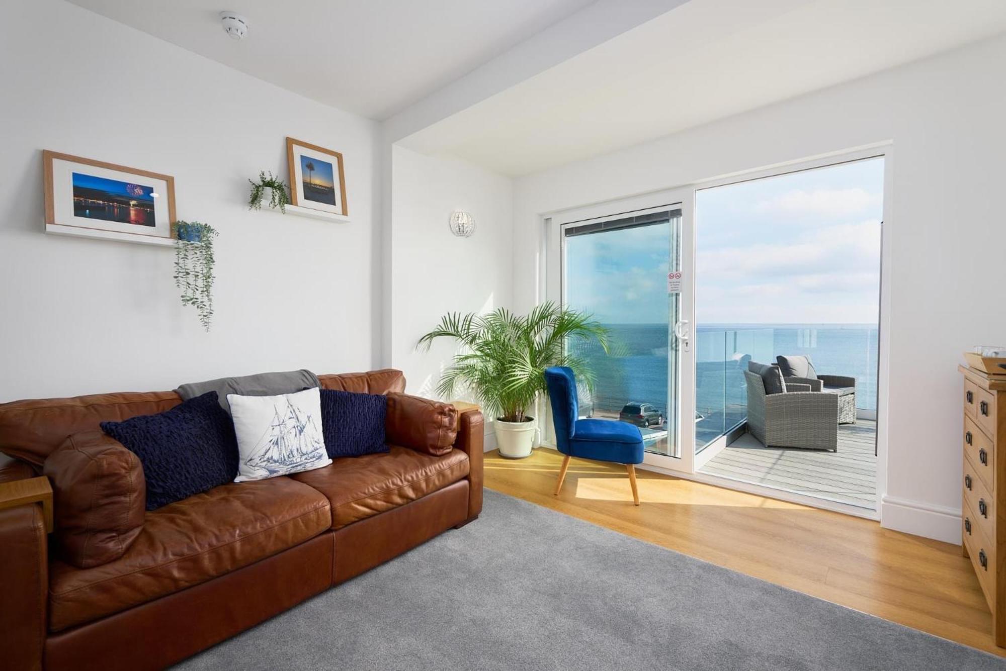 Channel View Boutique - Adults Only Hotel